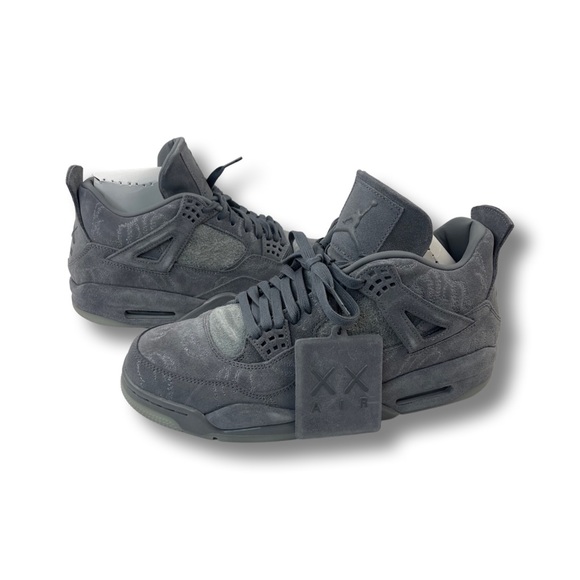 nike retro 4 kaws